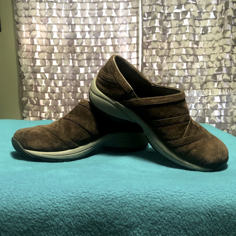 Merrell’s Women’s Shoe